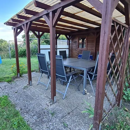 Haus 5 Elemente- Wasser Mit Terrasse Und Bio-kamin