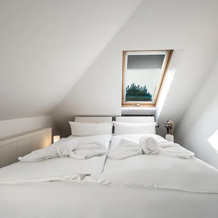 Haus 5 Elemente- Wasser Mit Terrasse Und Bio-kamin