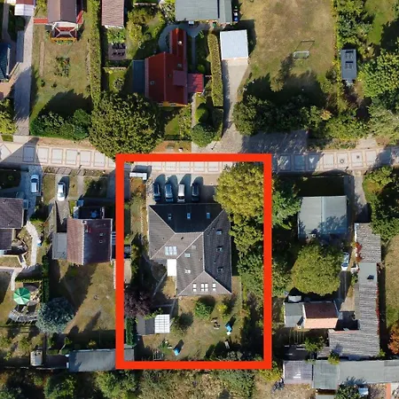 Haus 5 Elemente- Wasser Mit Terrasse Und Bio-kamin アパート *
