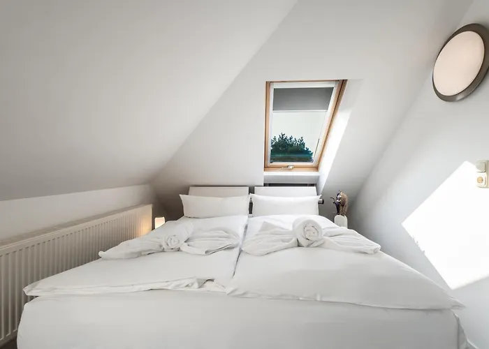 Haus 5 Elemente- Wasser Mit Terrasse Und Bio-kamin